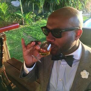 Meet your Posher, Charles